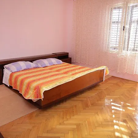 Apartman Marin